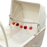 Poppenwagen Retro Rotan creme